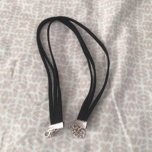 CUTE BLACK THREE LINE CHOKER WITH SILVER CLASPS